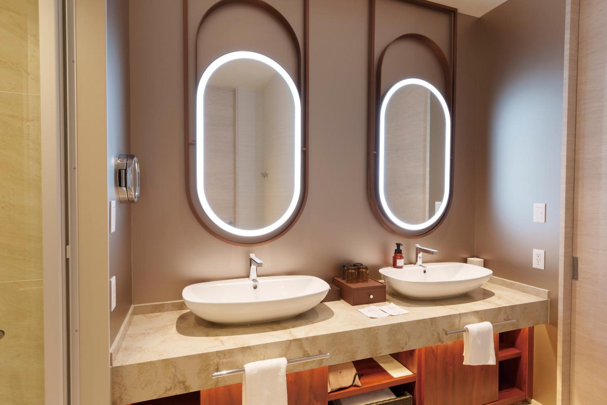 Hotel Springs Makuhari Premier Chiba Ngoại thất bức ảnh