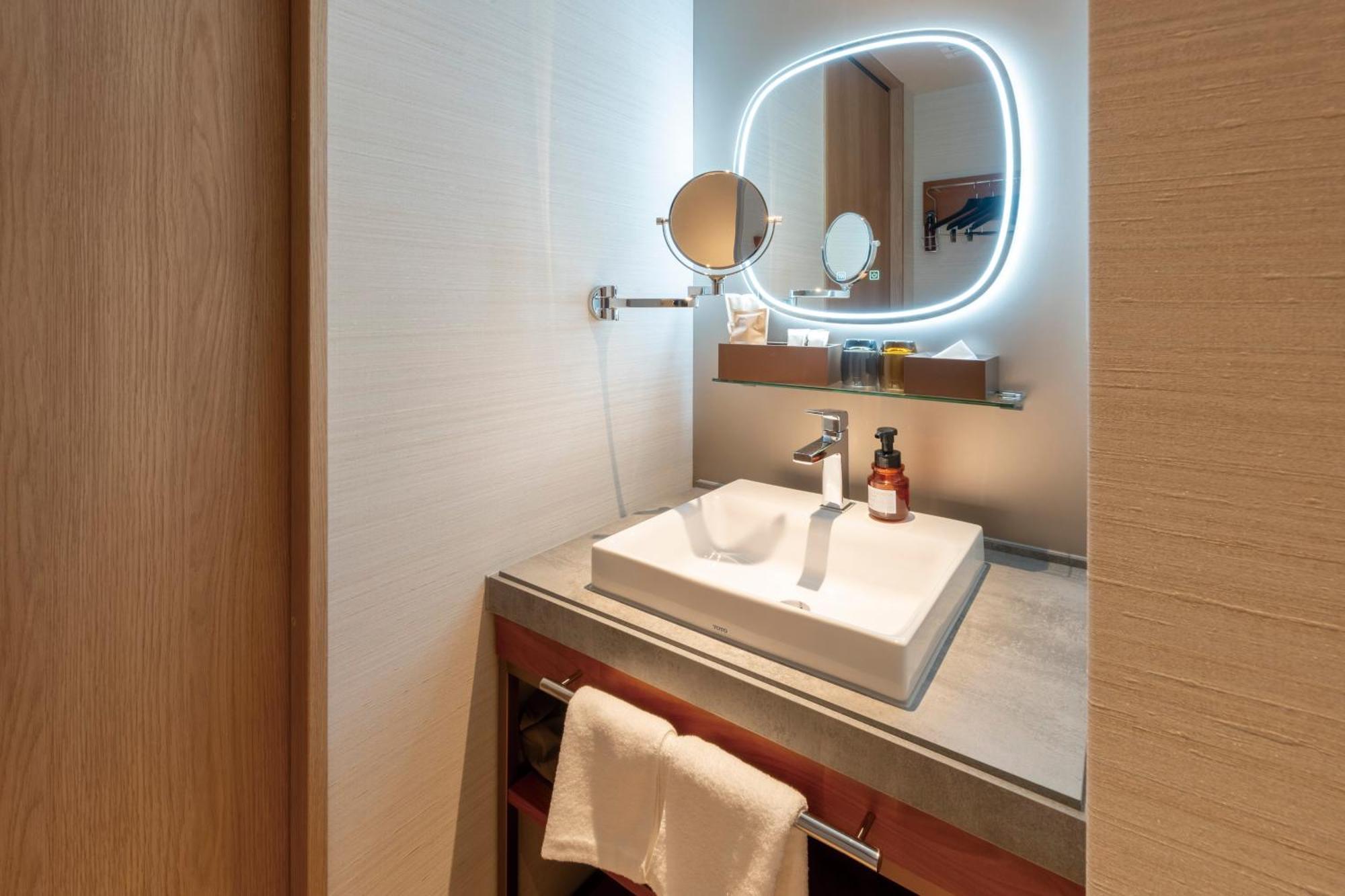 Hotel Springs Makuhari Premier Chiba Ngoại thất bức ảnh